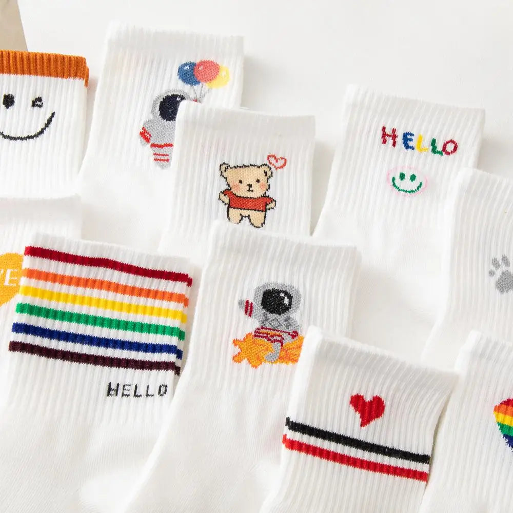5 Pairs Women White Socks Cartoon Rainbow Cotton Crew Socks Y2K Harajuku Japanese Style Cute Kawaii Sport Socks For Women Casual